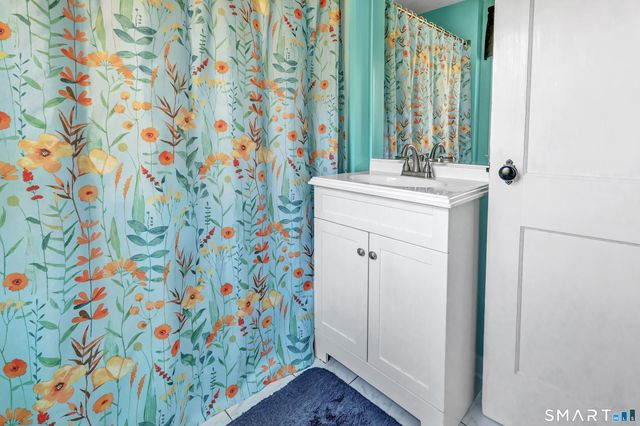 29 Montgomery Street, Shelton, CT 06484