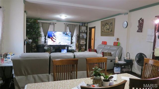 500 S 9th Street, Wood River, IL 62095
