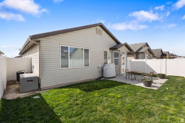 726 N SKIPTON DR, North Salt Lake, UT 84054