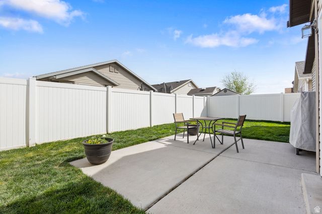 726 N SKIPTON DR, North Salt Lake, UT 84054