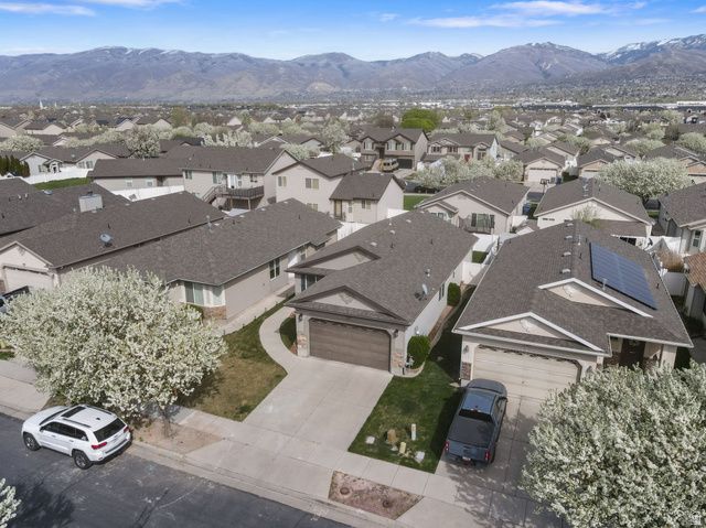 726 N SKIPTON DR, North Salt Lake, UT 84054