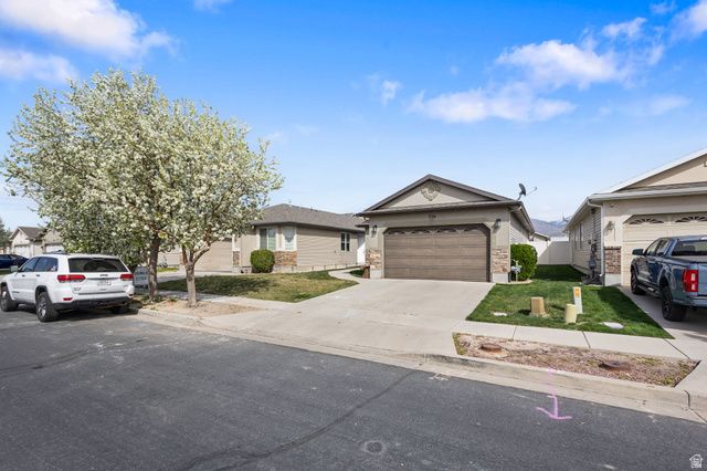 726 N SKIPTON DR, North Salt Lake, UT 84054