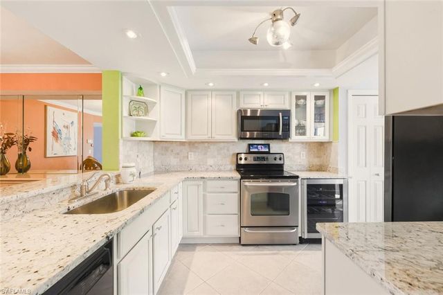 7340 Saint Ives WAY 3203, Naples, FL 34104