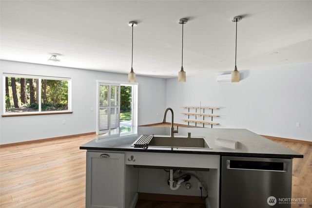 311 Rosewood Court, Coupeville, WA 98239