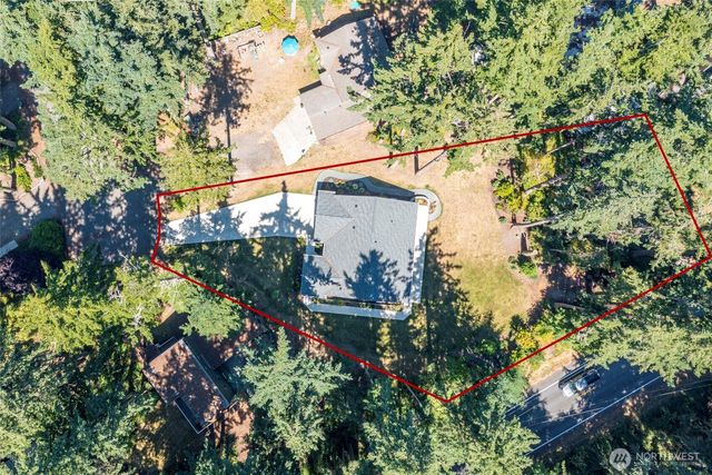 311 Rosewood Court, Coupeville, WA 98239