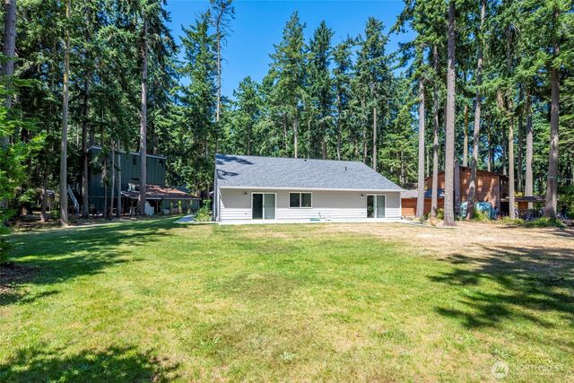 311 Rosewood Court, Coupeville, WA 98239