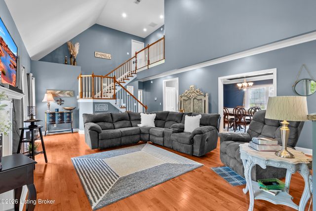 289 Windsor Dr, Taylorsville, KY 40071
