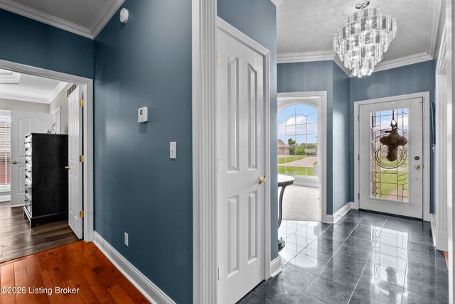289 Windsor Dr, Taylorsville, KY 40071