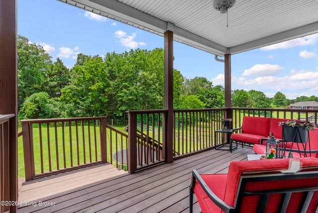 289 Windsor Dr, Taylorsville, KY 40071