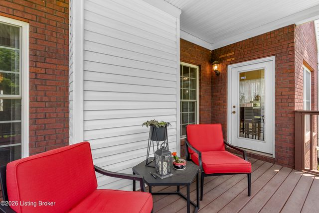 289 Windsor Dr, Taylorsville, KY 40071