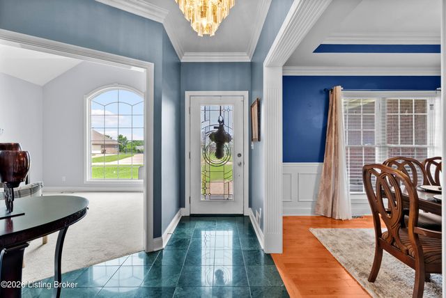 289 Windsor Dr, Taylorsville, KY 40071