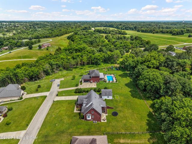 289 Windsor Dr, Taylorsville, KY 40071