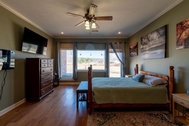 15 Lost Creek Dr, Heber Springs, AR 72543