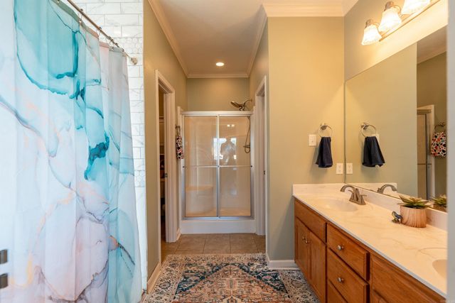 15 Lost Creek Dr, Heber Springs, AR 72543