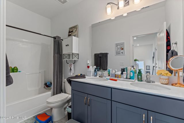 55 Walkabout Drive, Aberdeen, NC 28315