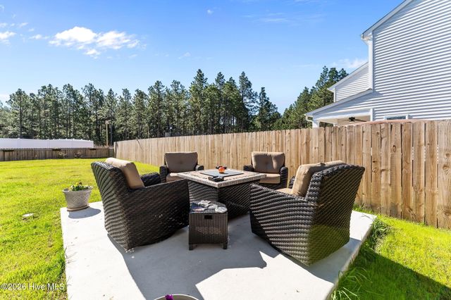 55 Walkabout Drive, Aberdeen, NC 28315