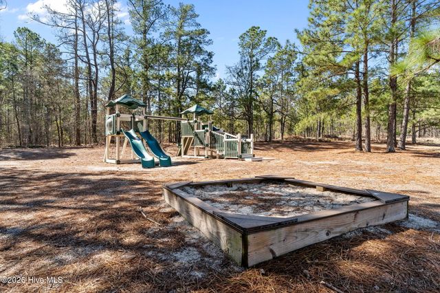 55 Walkabout Drive, Aberdeen, NC 28315