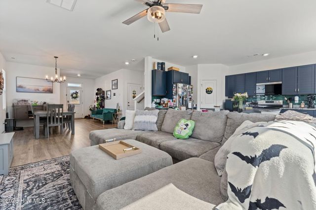 55 Walkabout Drive, Aberdeen, NC 28315