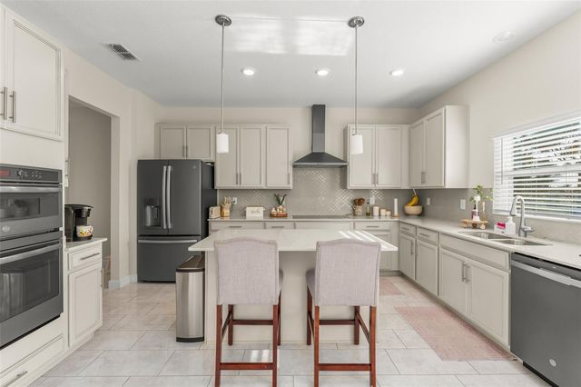 1834 SOUTHERN RED OAK CT, Ocoee, FL 34761