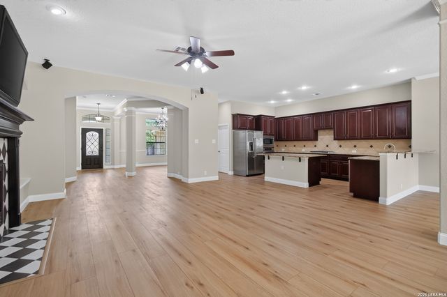 18910 Honey Mesquite, San Antonio, TX 78258