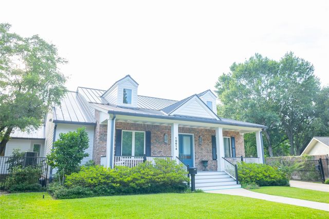 10614 Moonlight Drive, Houston, TX 77096