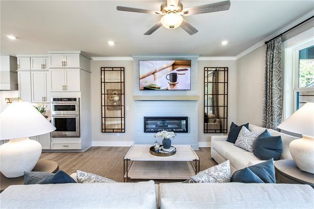 102 Bridgecrest Road, Roswell, GA 30075