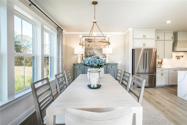 102 Bridgecrest Road, Roswell, GA 30075