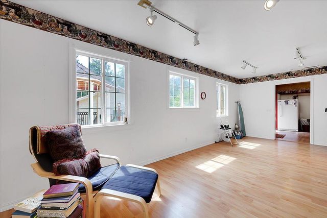 17943 Penn Valley Dr, Penn Valley, CA 95946