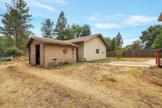 17943 Penn Valley Dr, Penn Valley, CA 95946