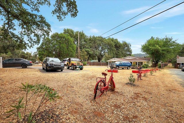 17943 Penn Valley Dr, Penn Valley, CA 95946