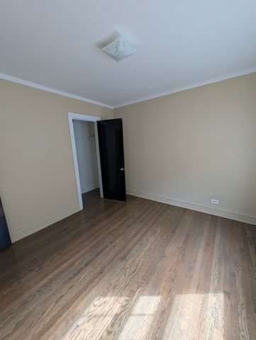 6711 N Greenview Avenue 2H, Chicago, IL 60626
