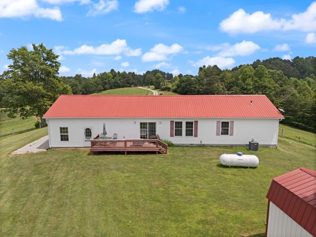 215 Crisp Road, Morehead, KY 40351