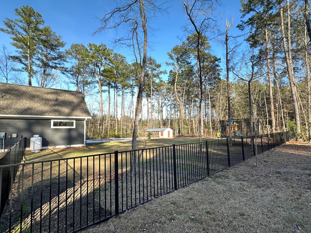 Image 39 of property listing at 424 Myers Mayo Road, Ridgeville, SC 29472