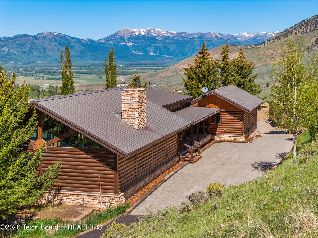 2490 E LA BONTE Road, Jackson, WY 83001 photo 2