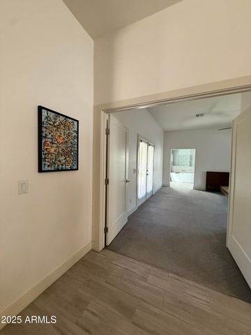 2914 N 47th Street, Phoenix, AZ 85018