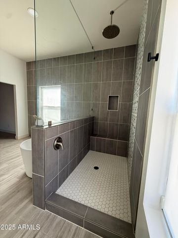 2914 N 47th Street, Phoenix, AZ 85018