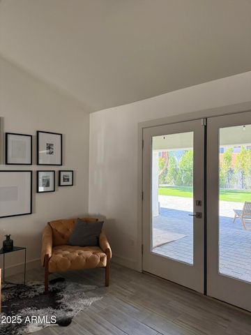 2914 N 47th Street, Phoenix, AZ 85018