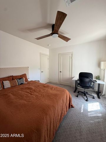 2914 N 47th Street, Phoenix, AZ 85018