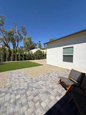 2914 N 47th Street, Phoenix, AZ 85018