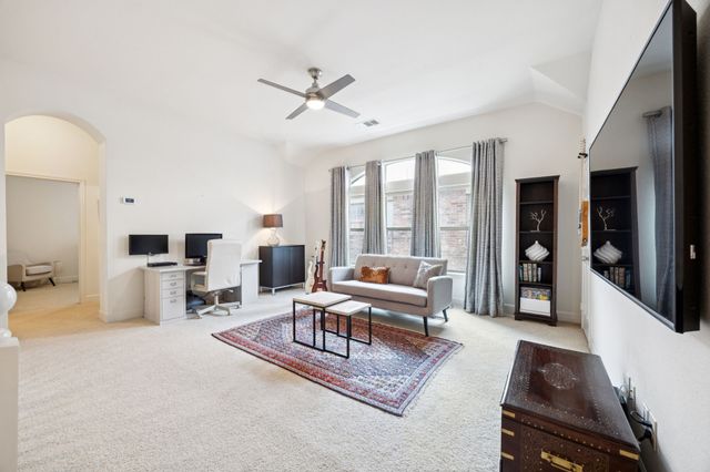 2405 Throckmorton Street, Dallas, TX 75219