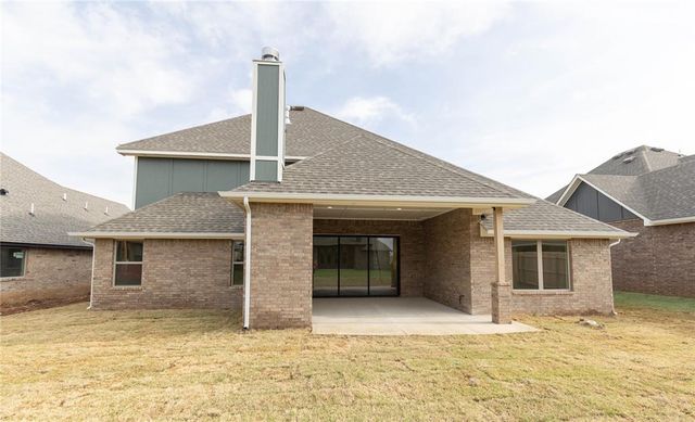 9308 NW 116th Street, Yukon, OK 73099