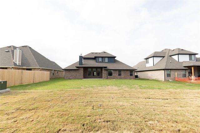 9308 NW 116th Street, Yukon, OK 73099