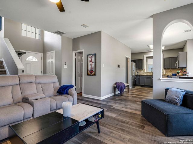 13655 Bridgeview, San Antonio, TX 78247