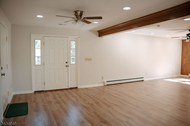 6 Hillside Ln, Holland Twp., NJ 08848