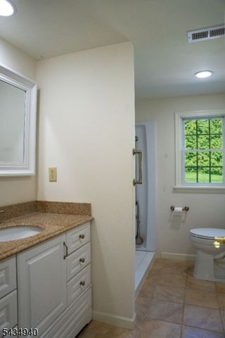 6 Hillside Ln, Holland Twp., NJ 08848