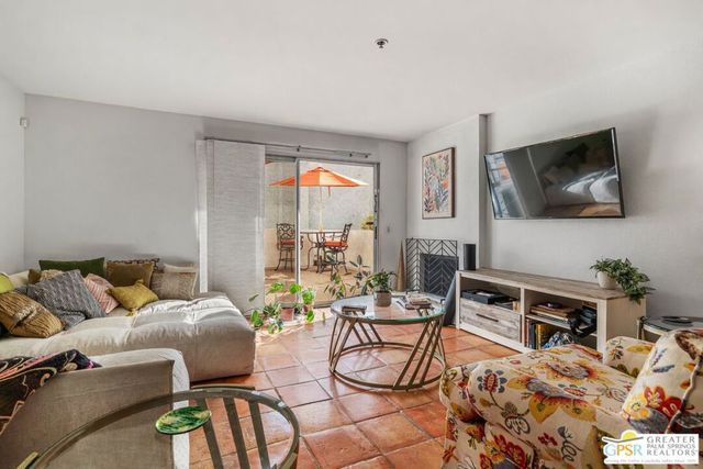 280 S Avd Caballeros 214, Palm Springs, CA 92262