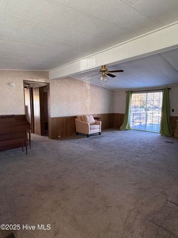 305 Central Avenue, Black Creek, NC 27813