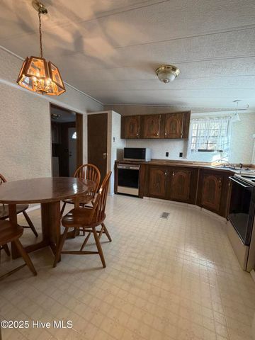 305 Central Avenue, Black Creek, NC 27813