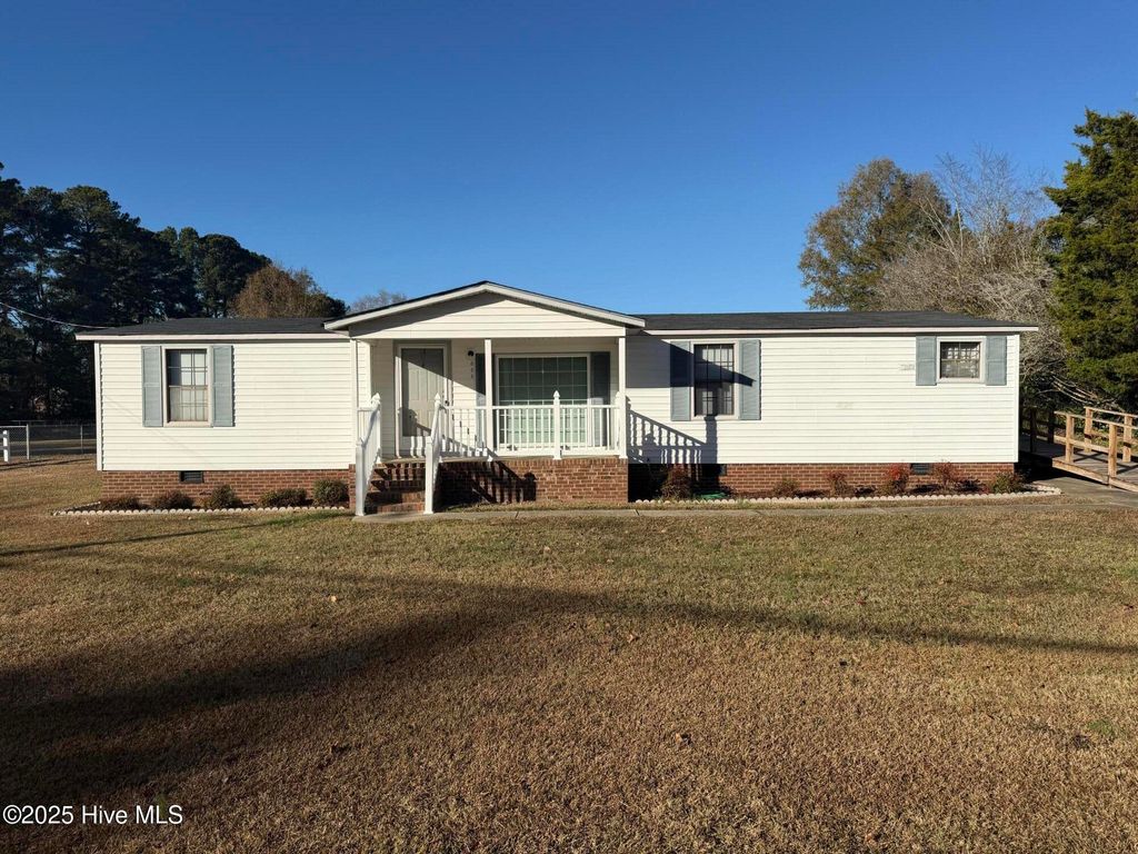 305 Central Avenue, Black Creek, NC 27813