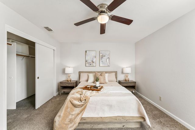 2735 Little Oak Ln, Rescue, CA 95672